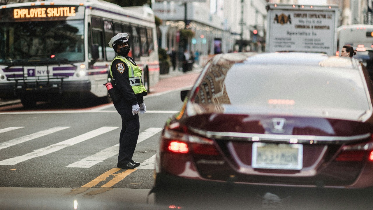 What police notice first during a routine traffic stop