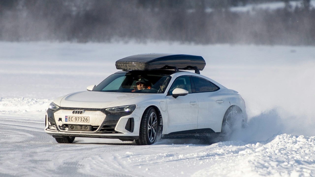 The dangerous myth about warming up your car in winter