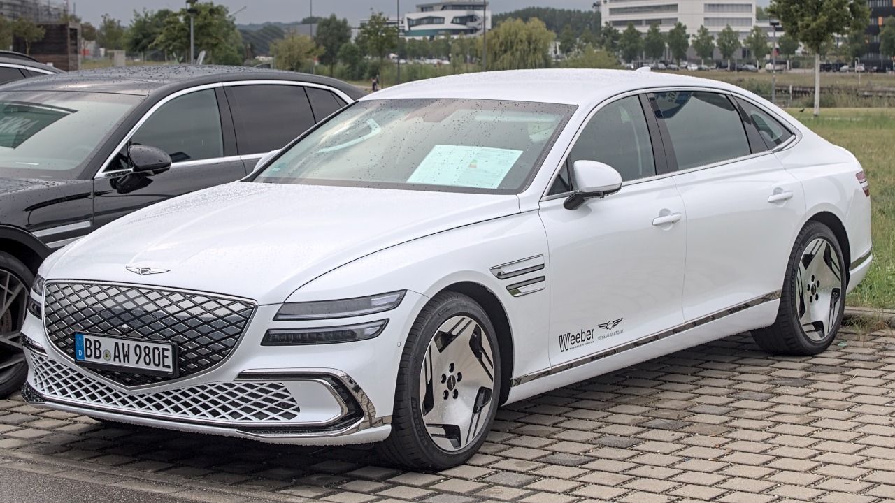 13 cars dealers are struggling to move right now