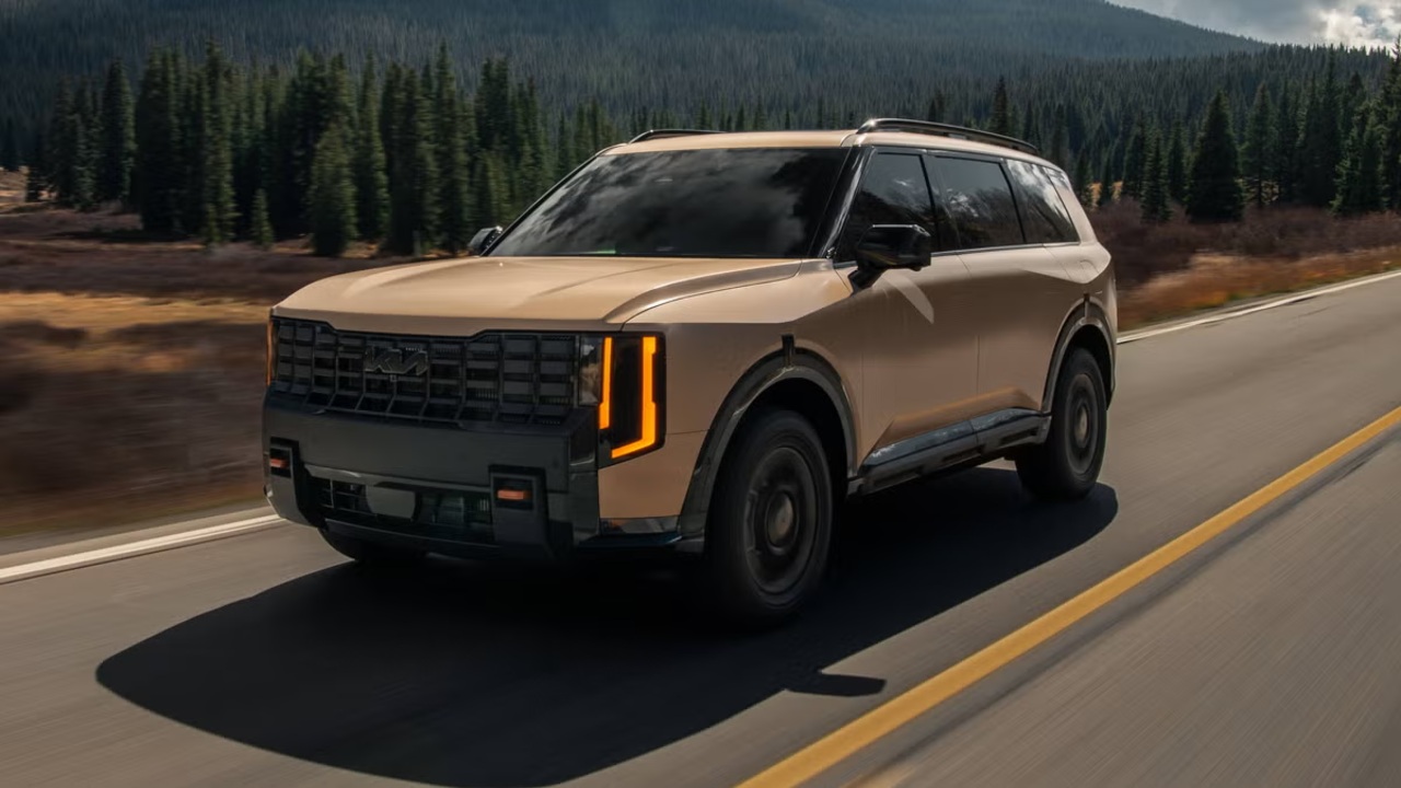 Kia’s design boss explains why its cabin colors just got so weird