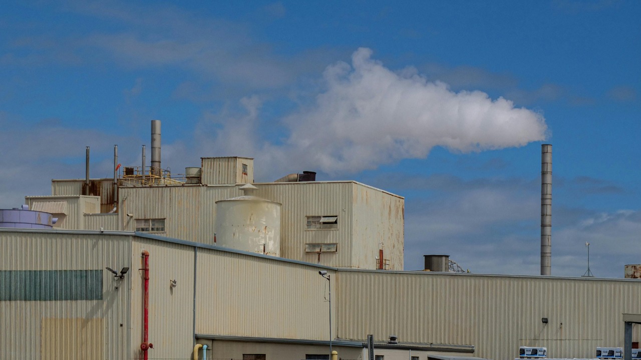 Ohio auto plant shuts after founder charged in $2.7B fraud scheme