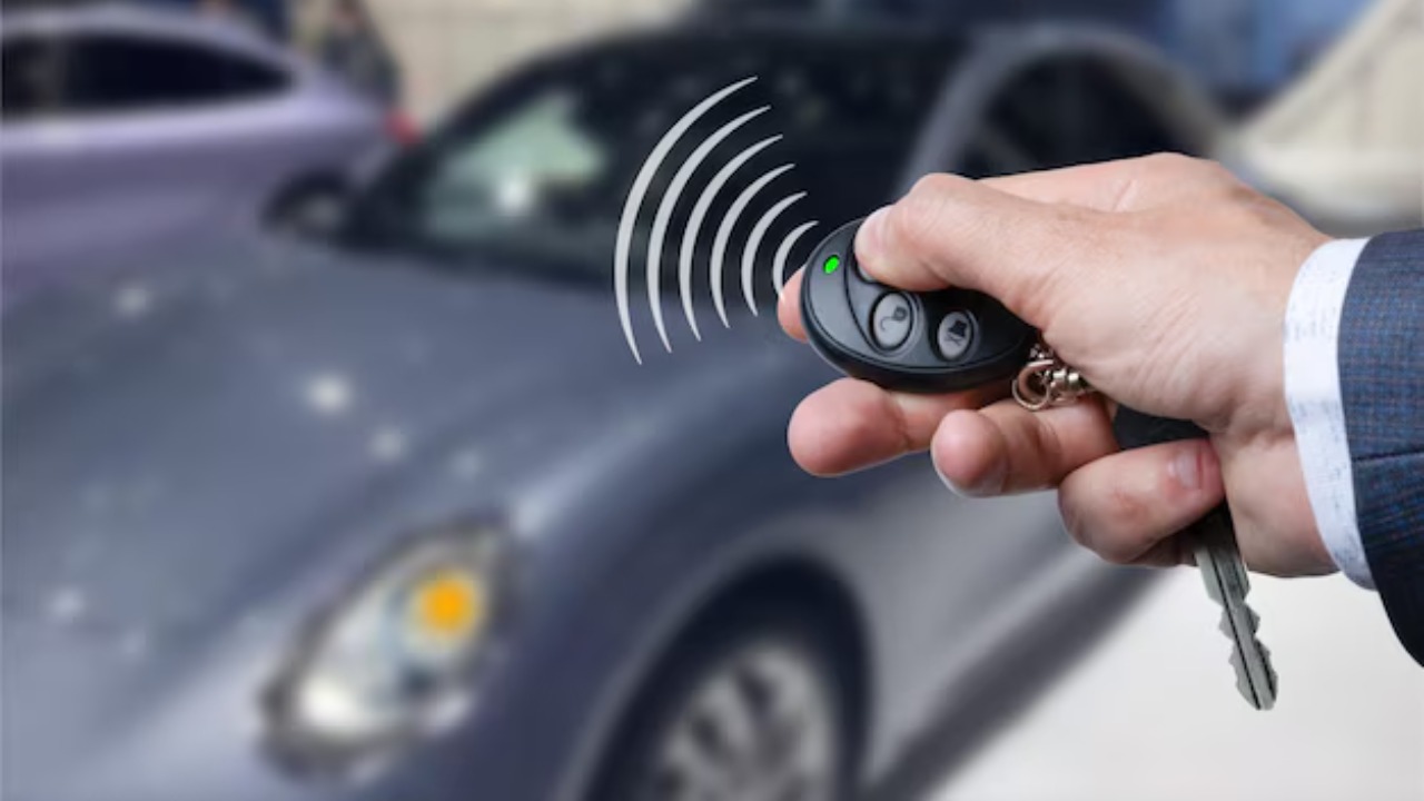 Someone left a note on my windshield saying my car alarm is “too sensitive”