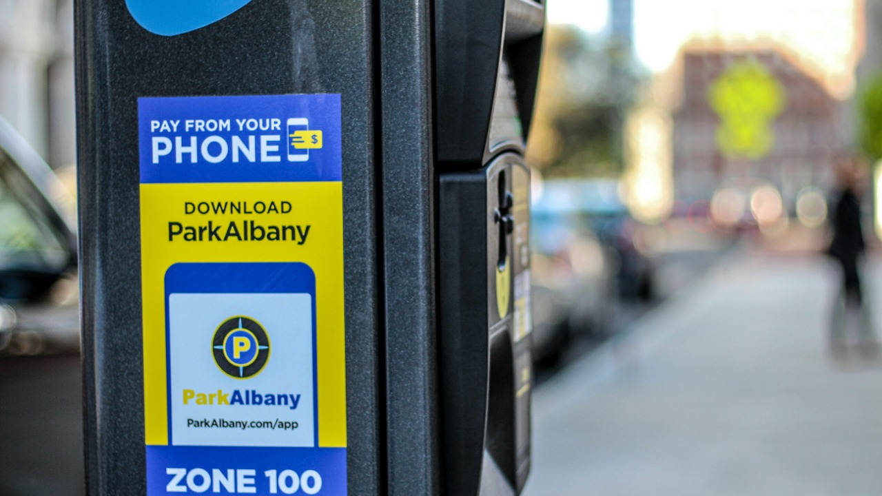 Driver says the parking meter app charged him twice even though he only parked once