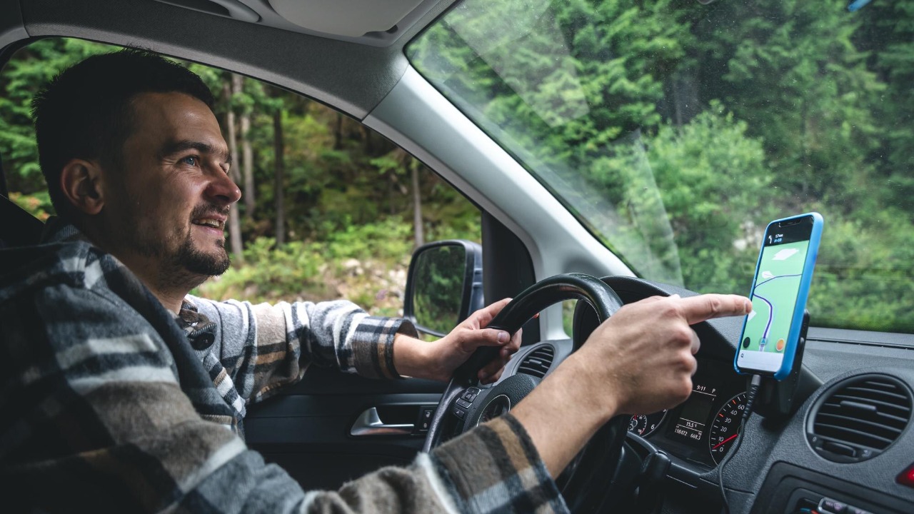 Driver says his navigation kept rerouting through a construction zone that hasn’t existed for years
