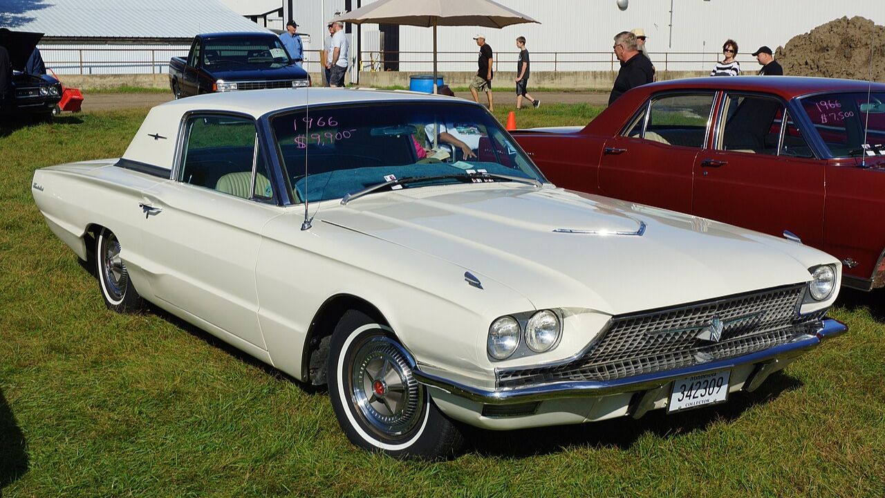 Ford’s 1966 Thunderbird with a 390 V8 reached 60 mph in under 8 seconds