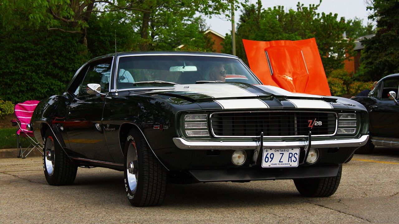 Chevy’s 1969 Camaro Z/28 hit 60 mph in about 7 seconds with a high-revving V8