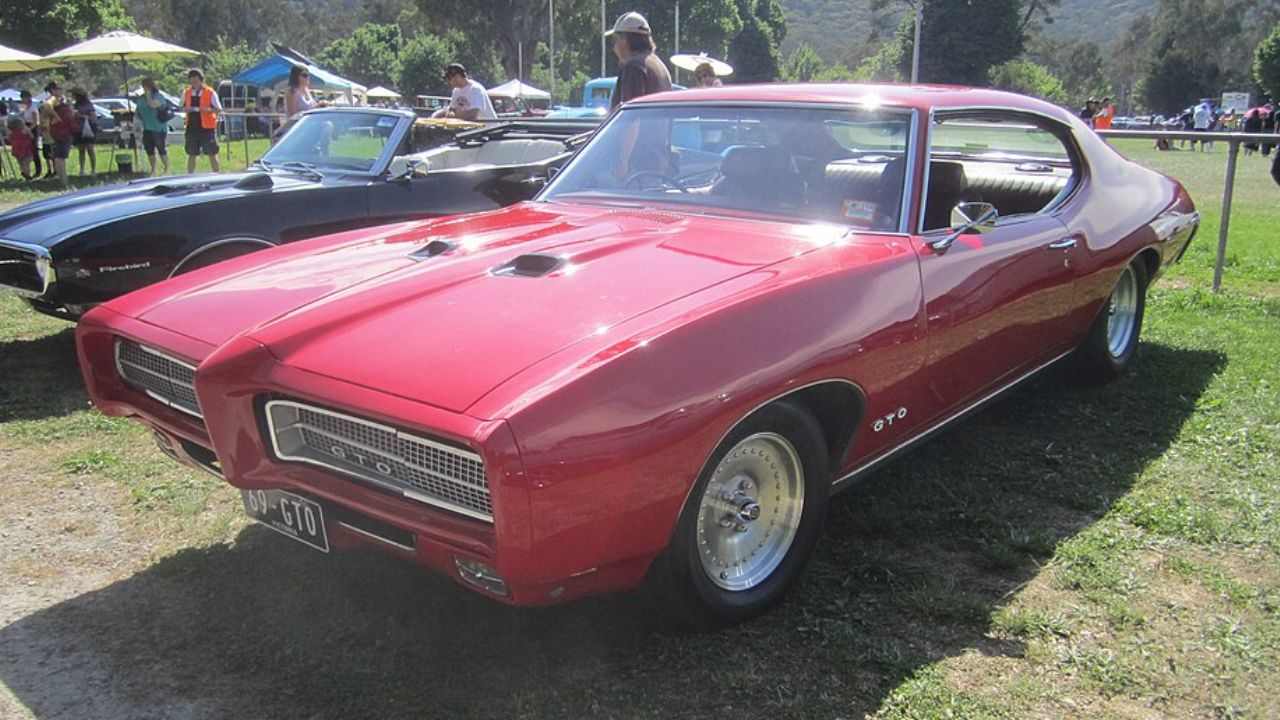 A man says he bought a “numbers-matching” 1969 Pontiac GTO, then his mechanic spotted something wrong