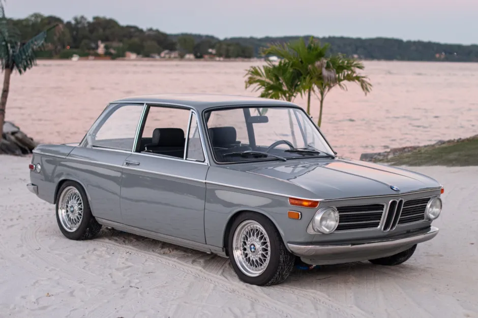 Not many noticed at first but the 1969 BMW 2002 changed driving dynamics