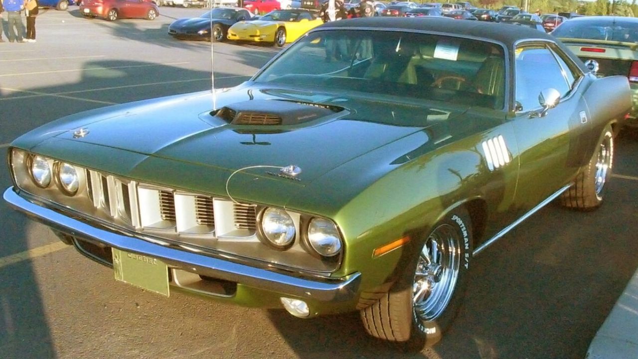 A buyer says the 1971 Barracuda came with paperwork, but something about it didn’t feel right