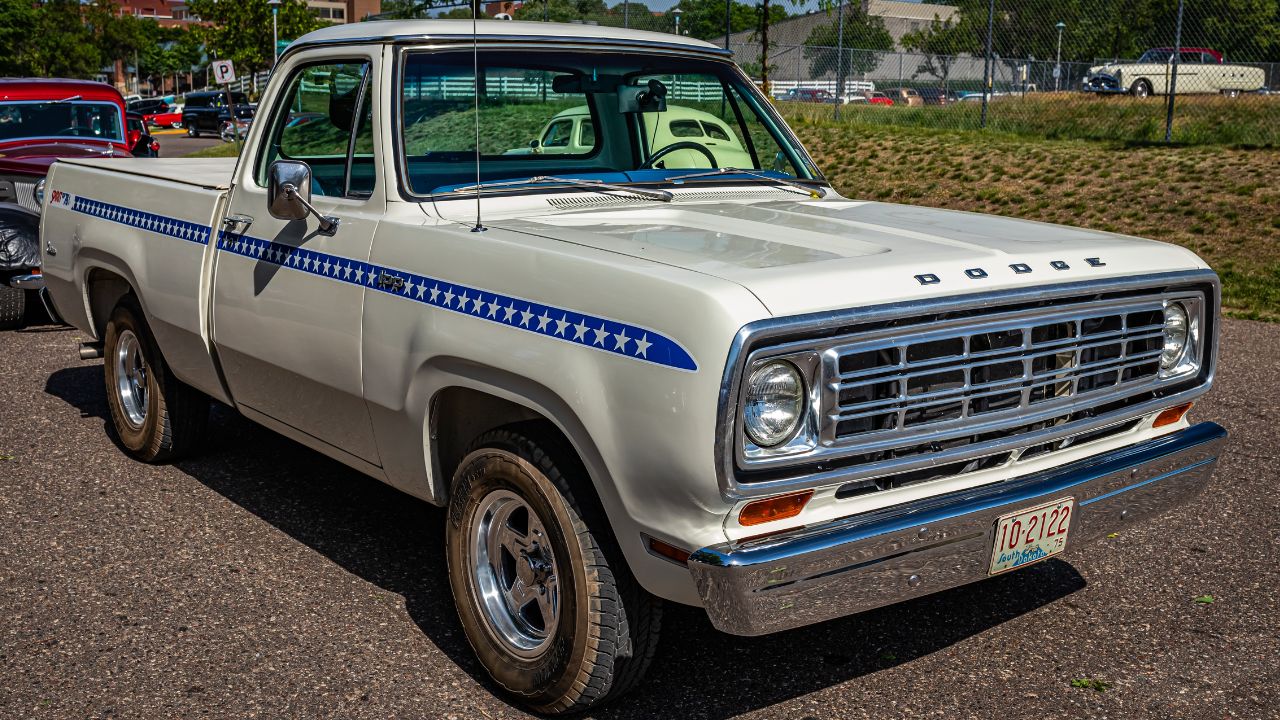 Before comfort mattered the 1975 Dodge D100 focused on getting the job done