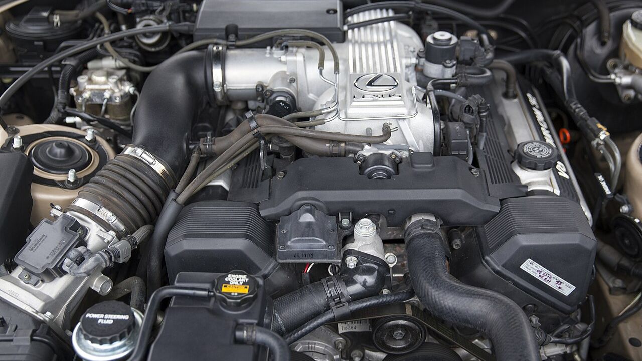 Toyota 1UZ-FE V8 engine