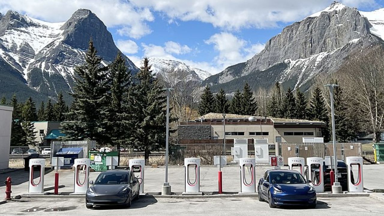 Canada just made a major move against gas cars and automakers are running out of time