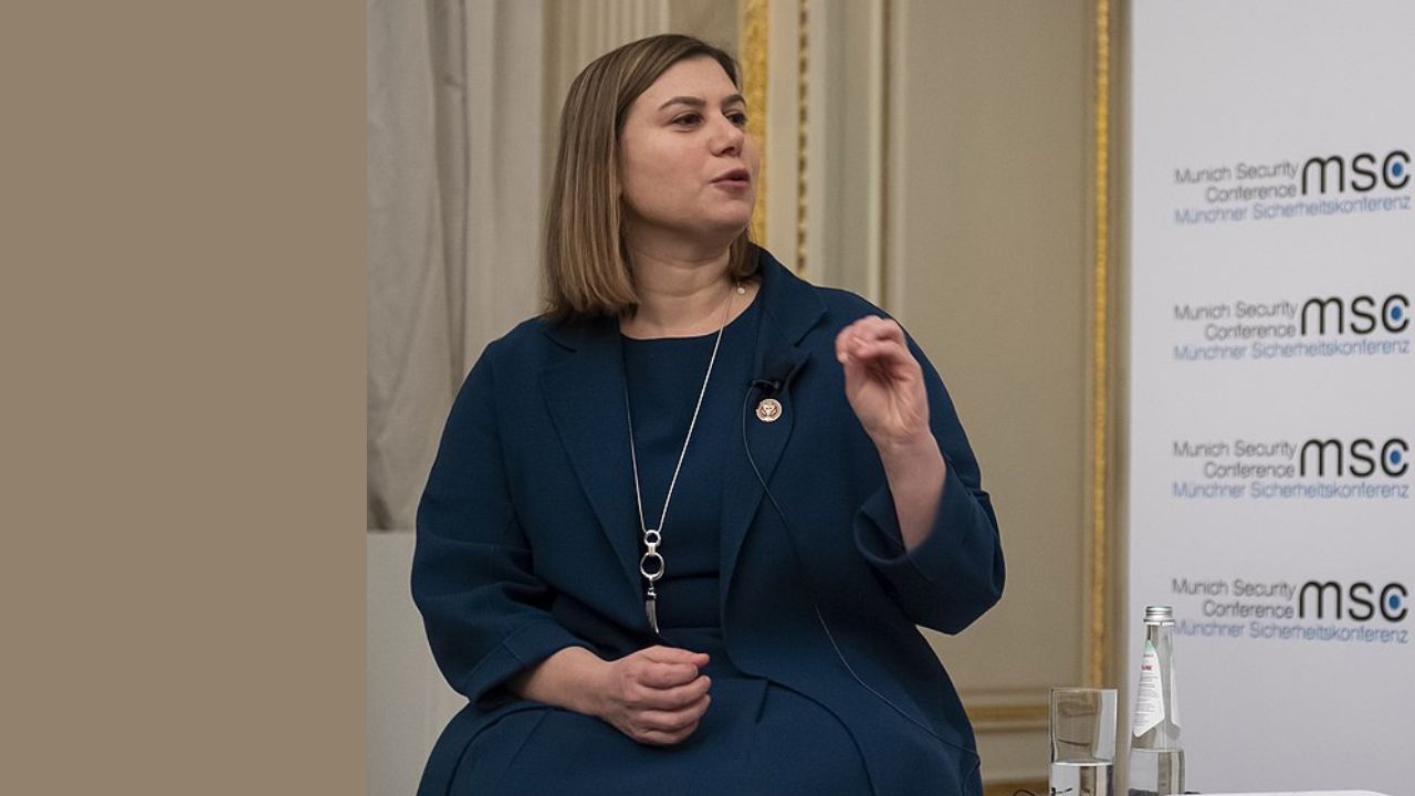 Slotkin and Baldwin press Trump on China auto ties ahead of visit