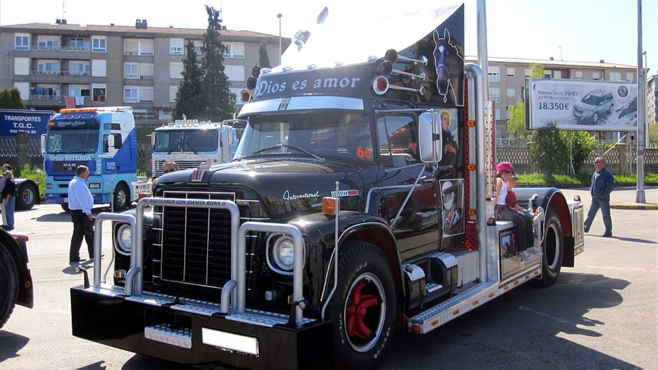 Built for the long haul International Loadstar heavy-duty trucks handled serious work