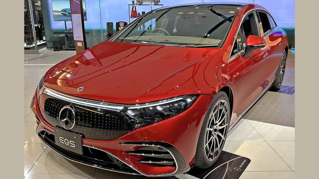 Mercedes’ U.S. EV strategy clashes with buyer demand, report argues