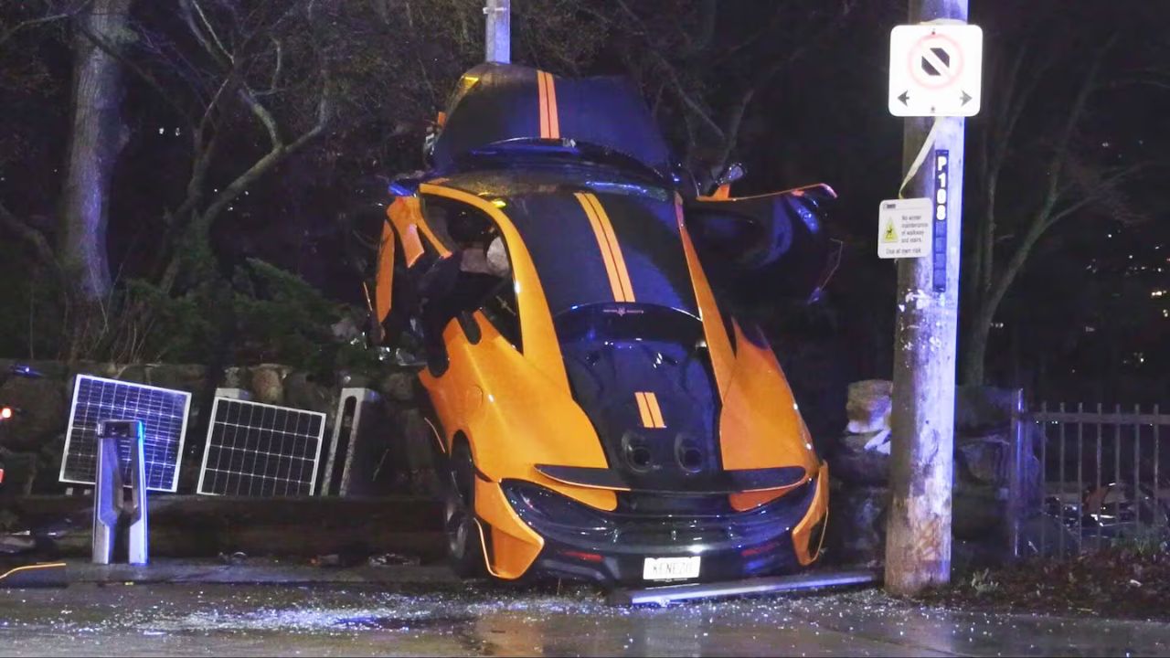Rare McLaren 600LT crashes into a Toronto light pole, photos show