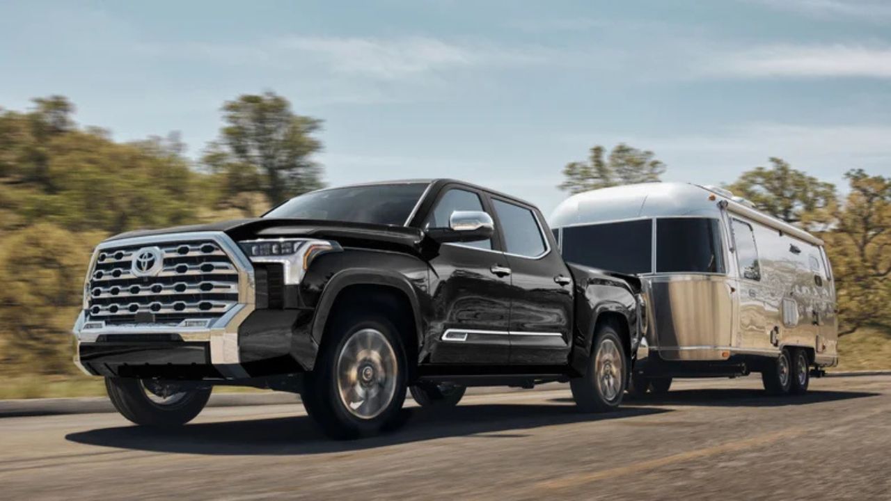 Toyota sells U.S.-built, left-hand-drive Tundra in Japan despite demand