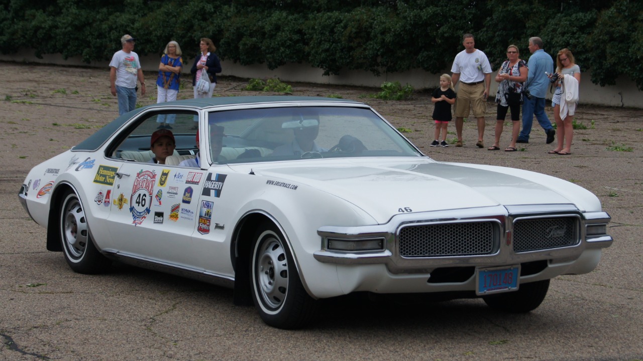 Mechanics warn the 1968 Toronado’s front-wheel-drive setup made repairs more complex