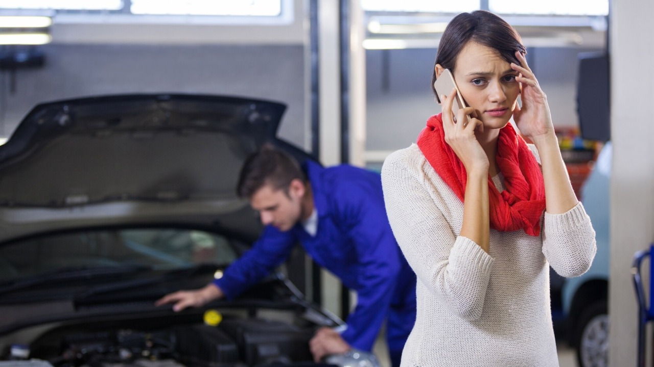 A Woman Says Her SUV Smelled Like Burning Plastic, Then Discovered a Wiring Issue the Dealer Ignored