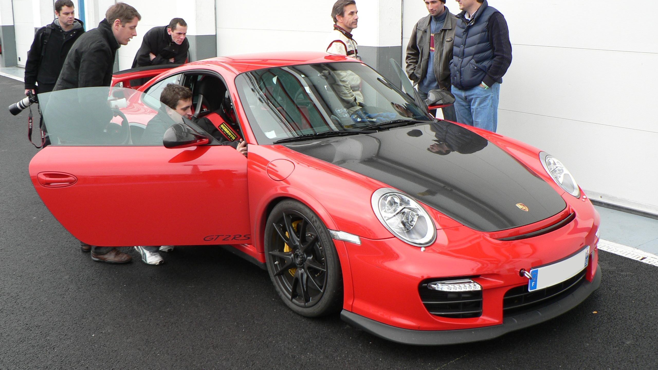 The 2011 Porsche 911 GT2 RS delivered performance that bordered on extreme