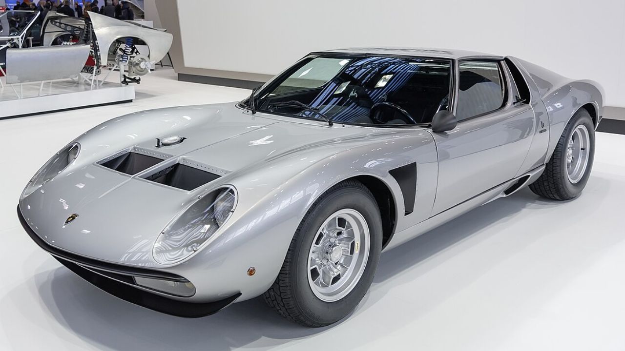Lamborghini Miura P400 SVJ