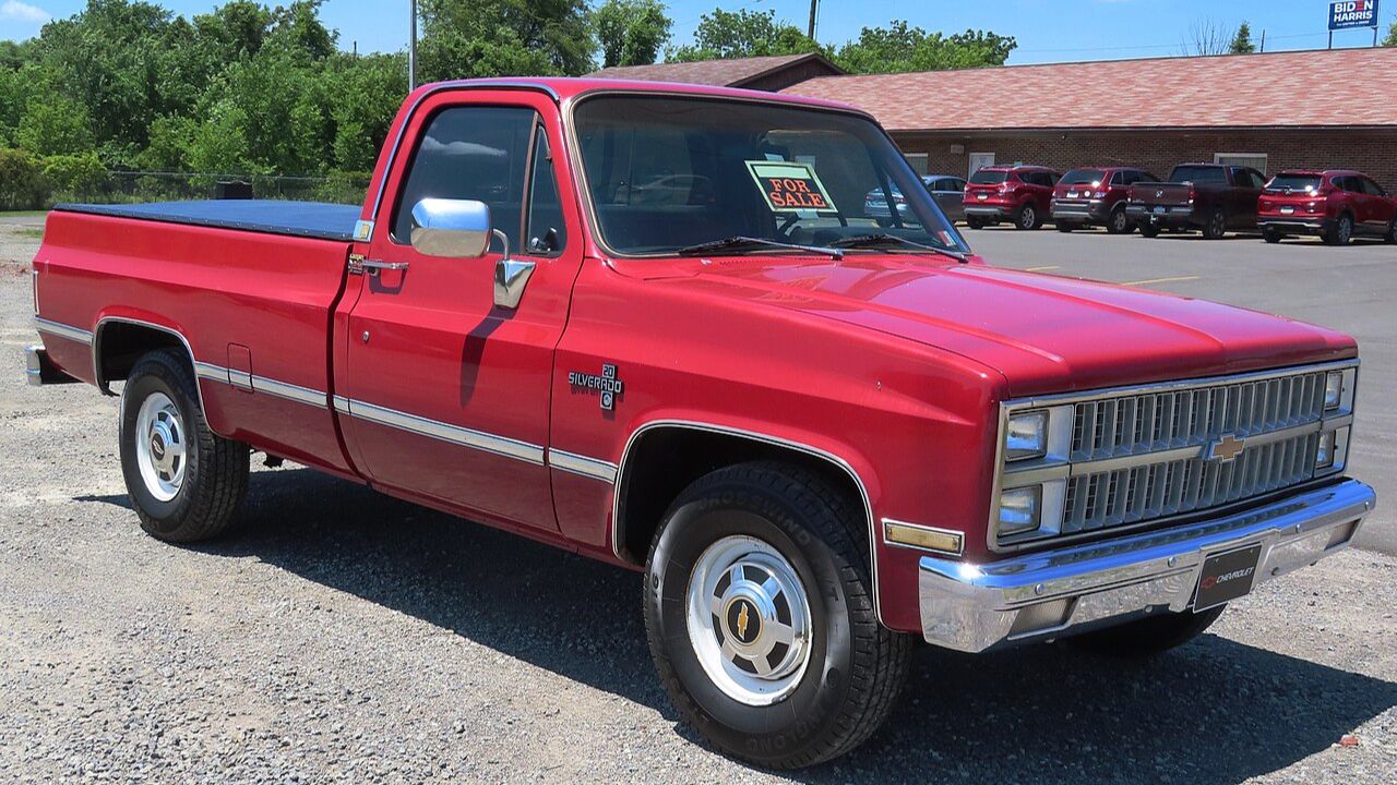 1982 Chevrolet C20 Silverado Camper