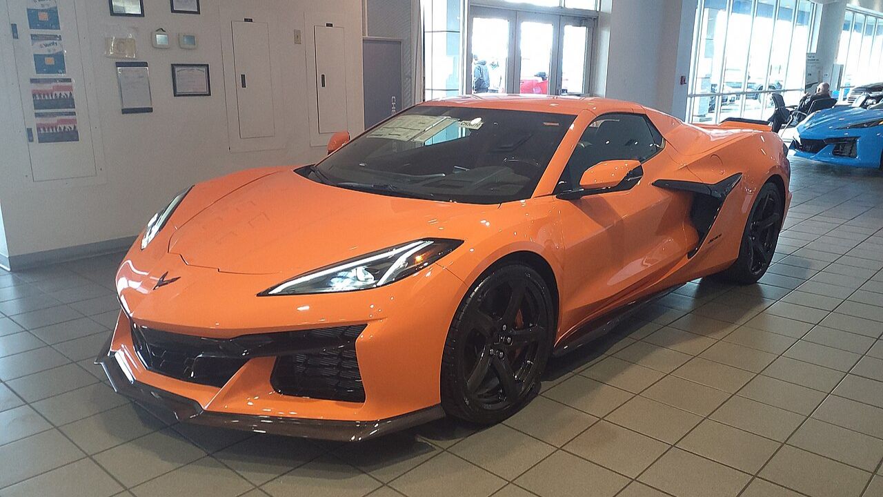 23 Chevrolet Corvette Z06