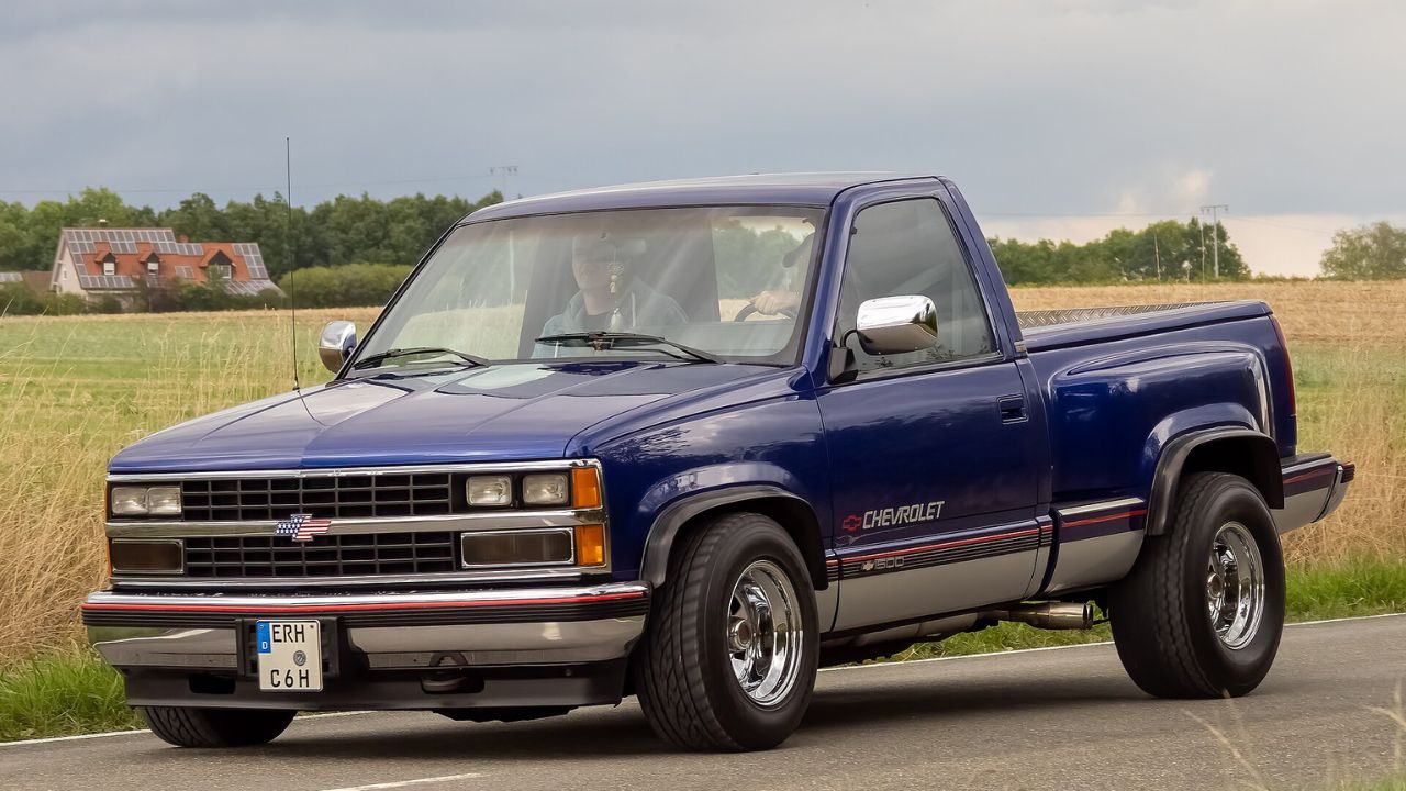 9 pickups that became famous for doing dirty jobs forever