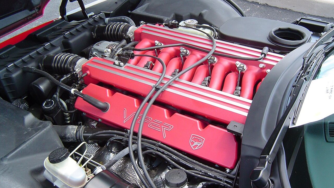 Dodge Viper V10 8.0L engine
