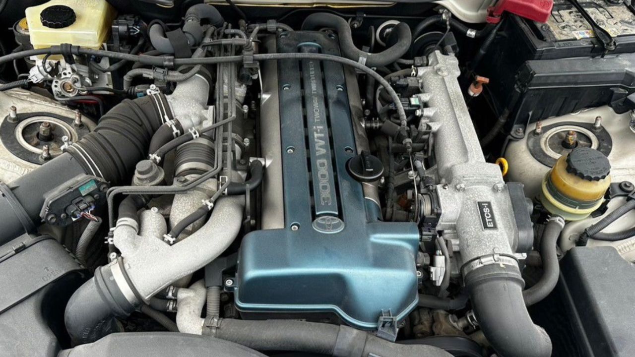 Toyota 2JZ-GTE Engine