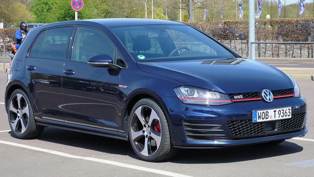 Volkswagen Golf GTI