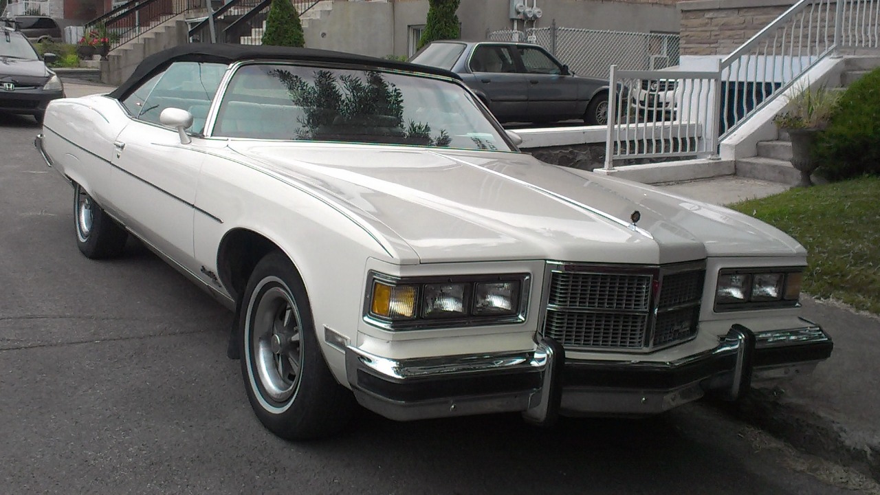 9 muscle cars from the early 1970s that pushed V8 performance to the limit