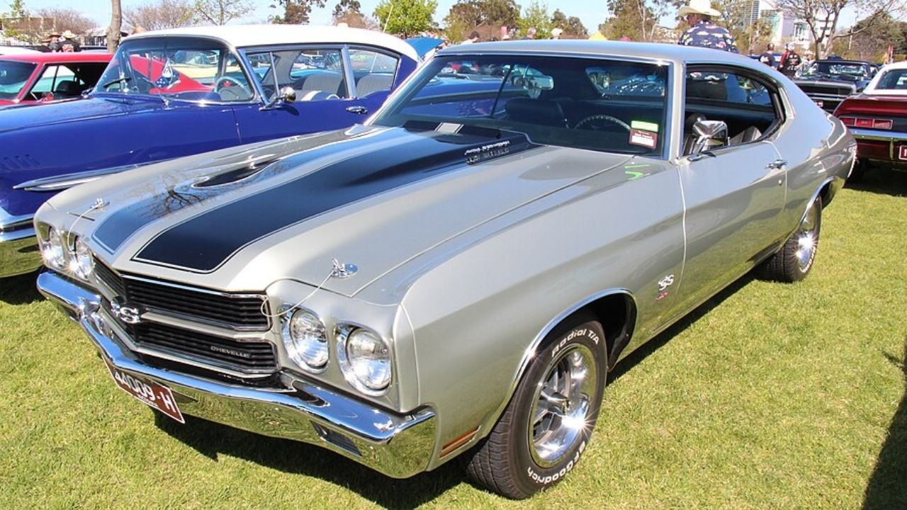 Image Credit: Sicnag – 1970 Chevrolet Chevelle SS454 Sports Coupe, via Wikimedia Commons, CC BY 2.0
