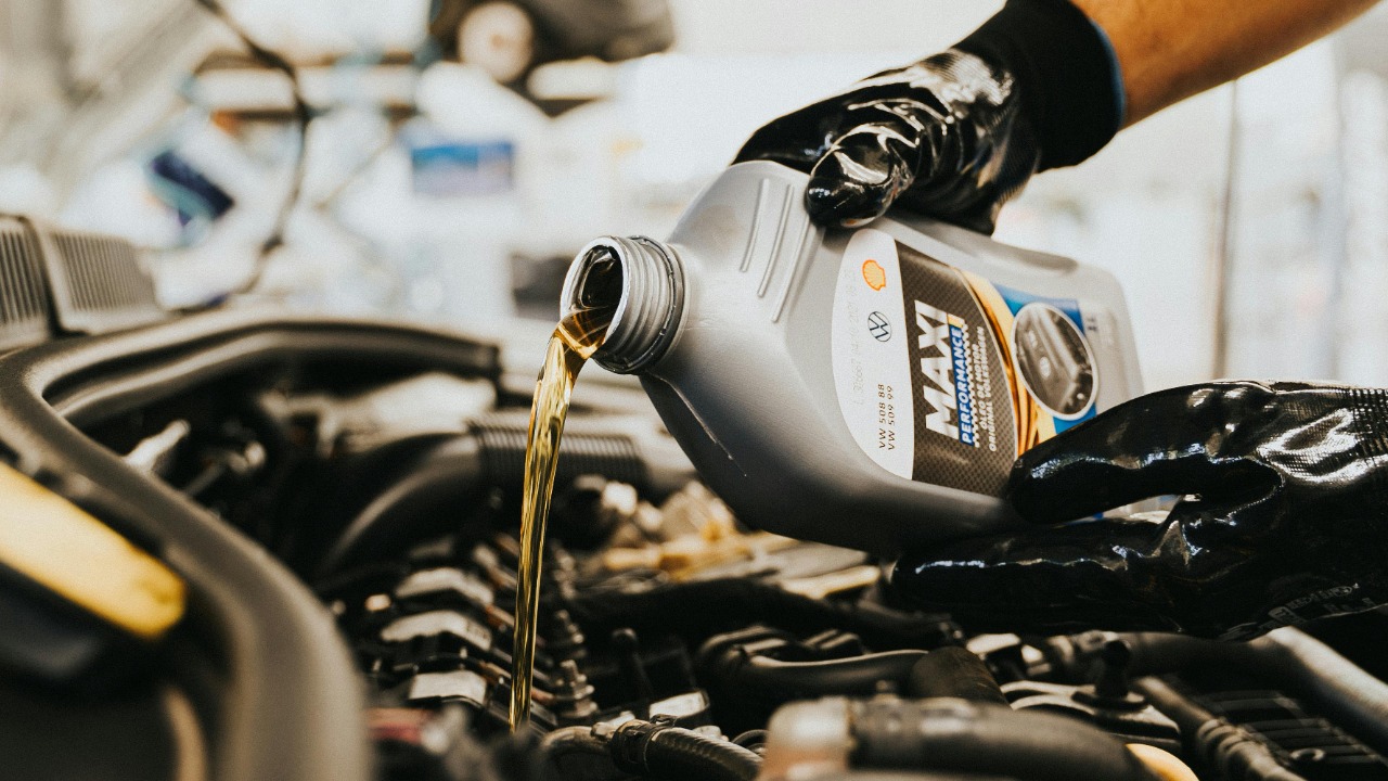 Potential motor oil shortage could push U.S. oil change prices higher