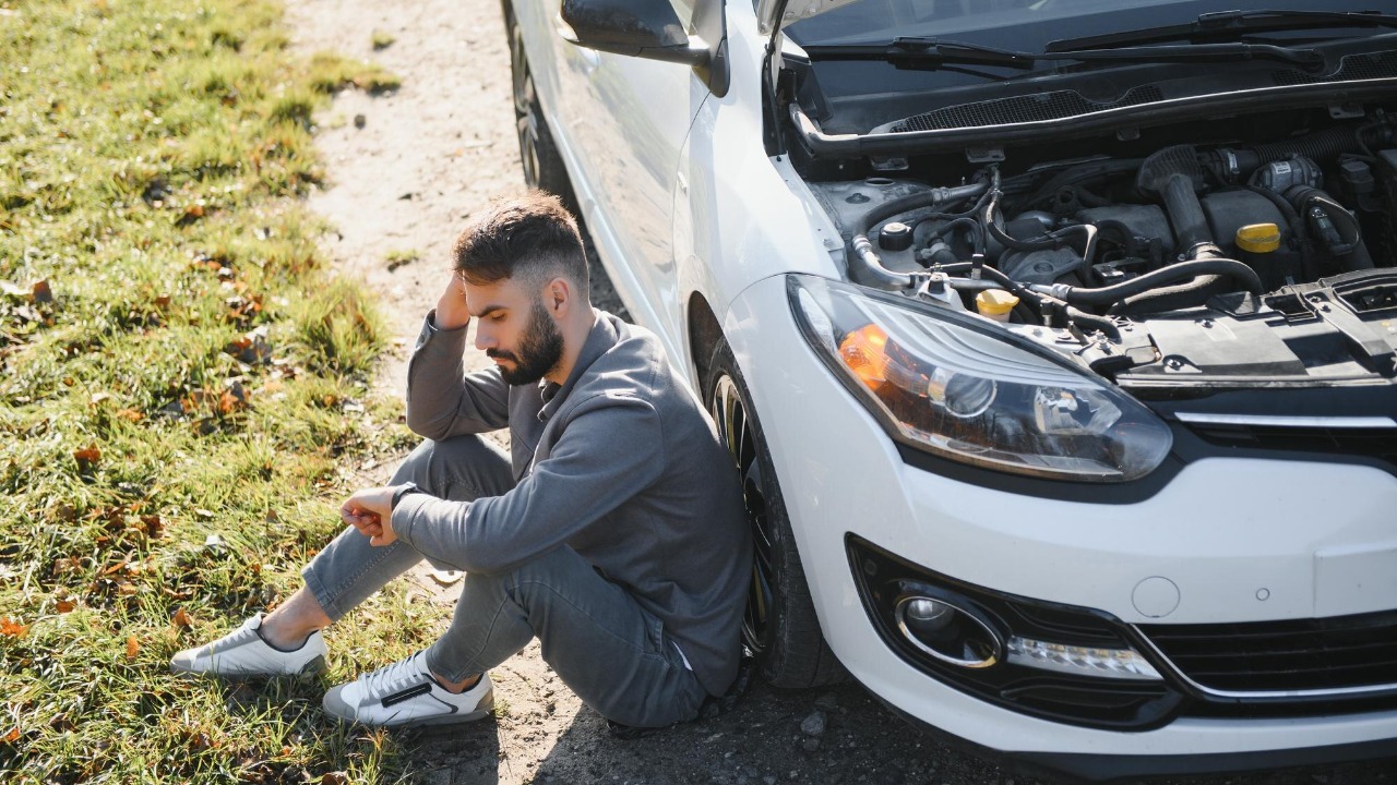 Customer Picked Up His Car After Service — The Hood Flew Open on the Highway