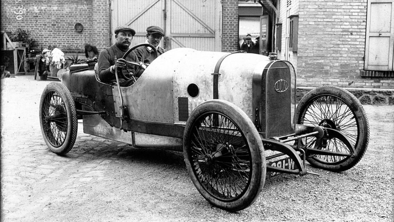 The forgotten engineering race that changed cars forever