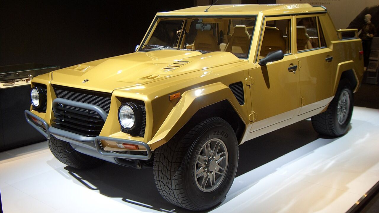 How the 1986 Lamborghini LM002 helped create modern performance SUVs