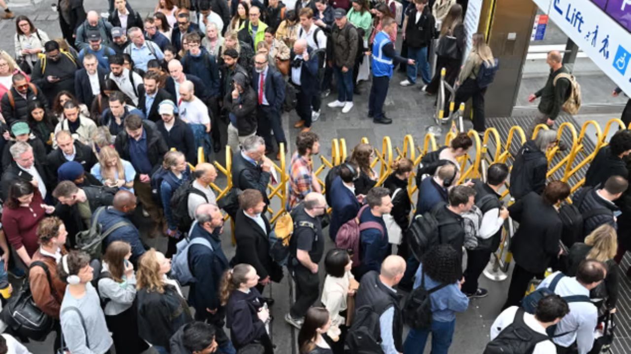London Tube strikes set for Tuesday and Thursday, disrupting travel