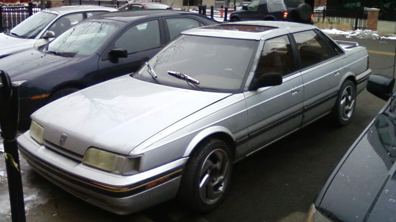 The 1987 Sterling 825 arrived with luxury ambitions and difficult timing