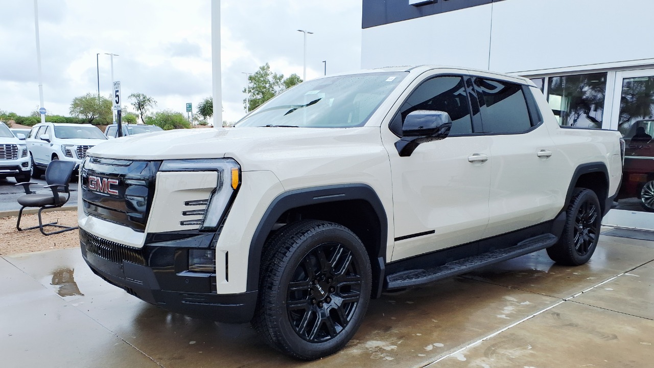 8 trucks that gained loyal followings without major redesigns