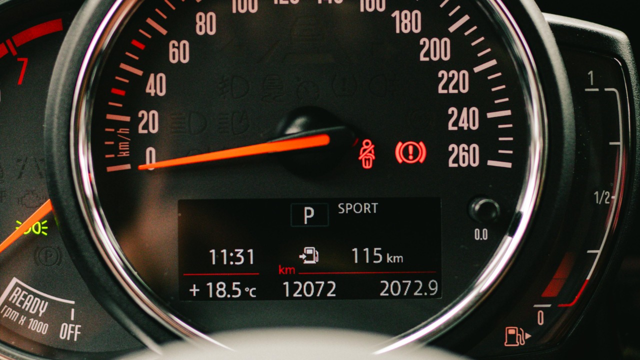 Wife Noticed the Mileage Jump Overnight — The Dash Cam Filled in the Missing Hours