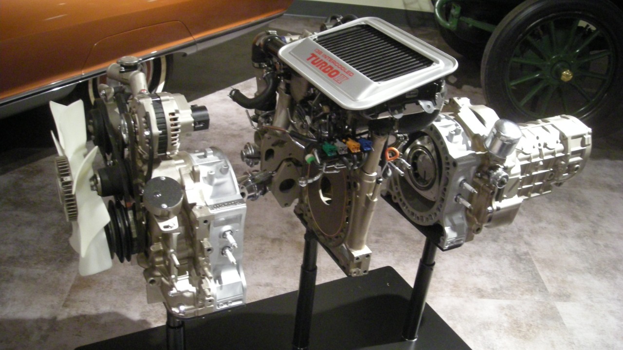 This unusual engine layout once looked like the future