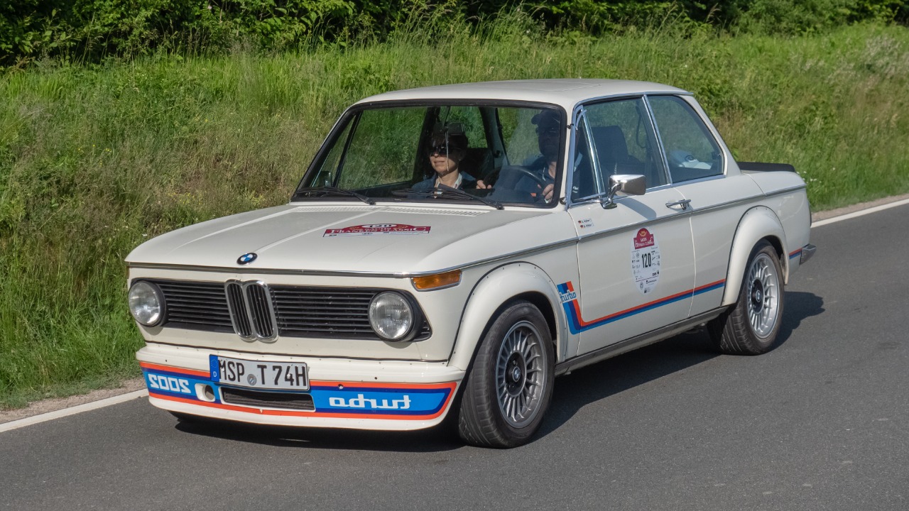 10 classic cars from the 1970s that still feel impossible to replace