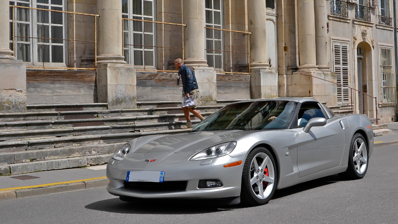 8 performance cars from the 2000s that already feel nostalgic
