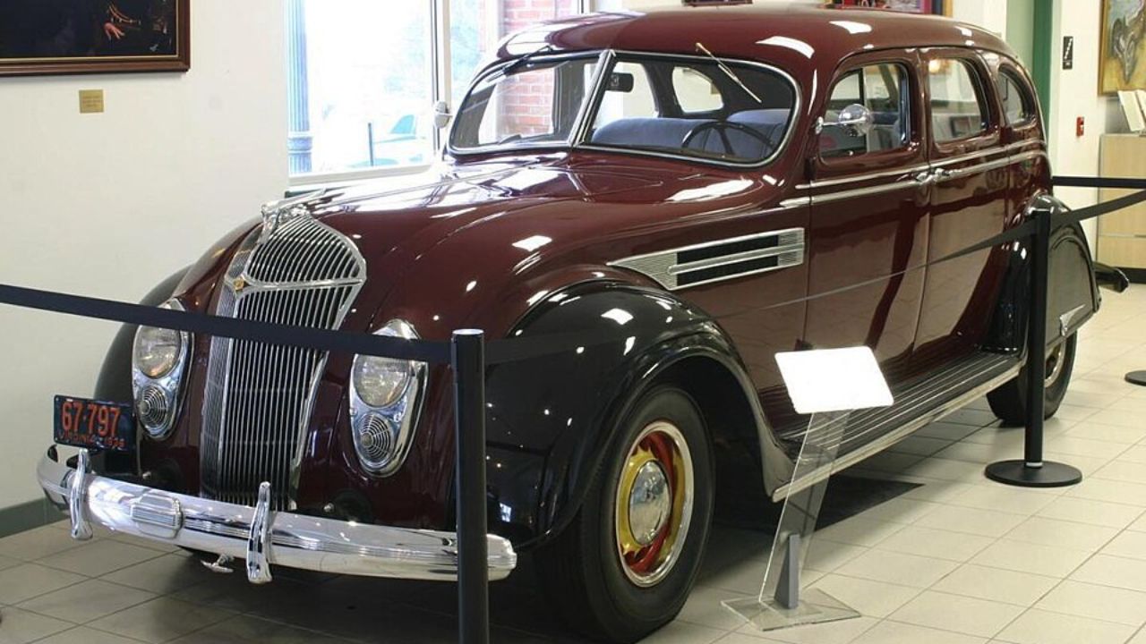 1936 Chrysler Airflow
