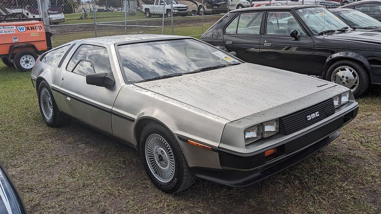 1983 DeLorean DMC-12