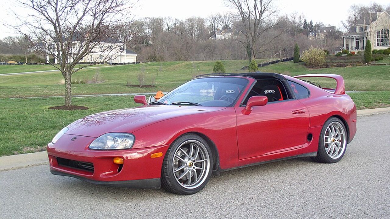 10 cars that looked decades newer than their competition