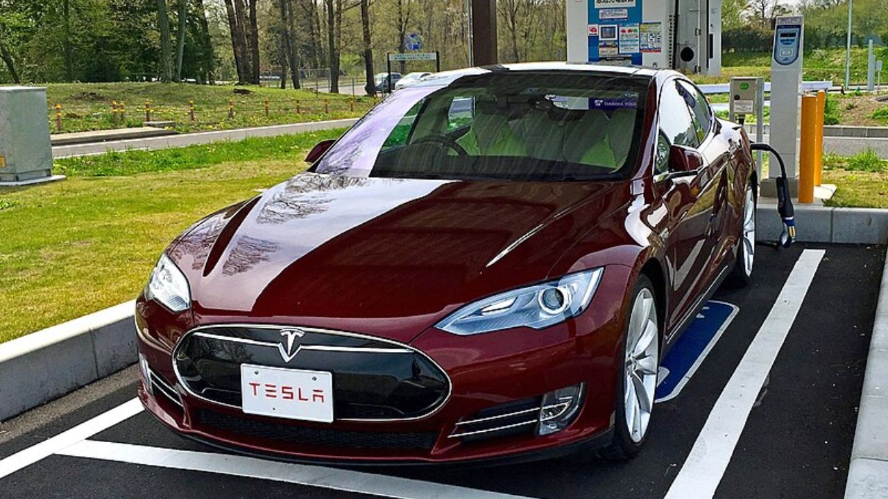 2012 Tesla Model S