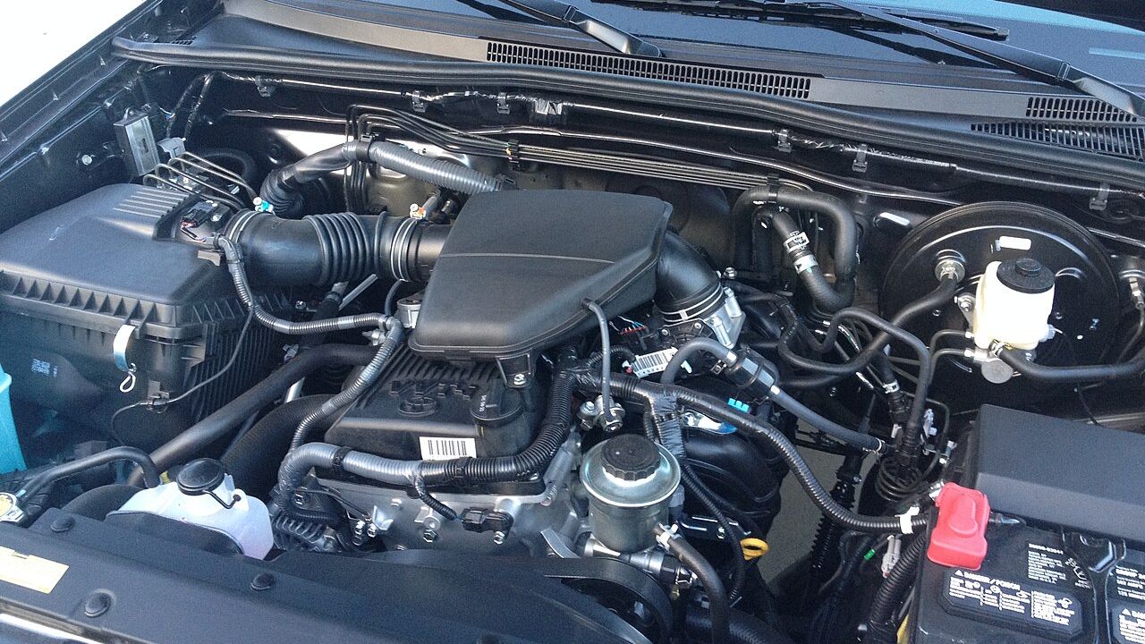 Engine bay of a 2014 Toyota Tacoma 2.7