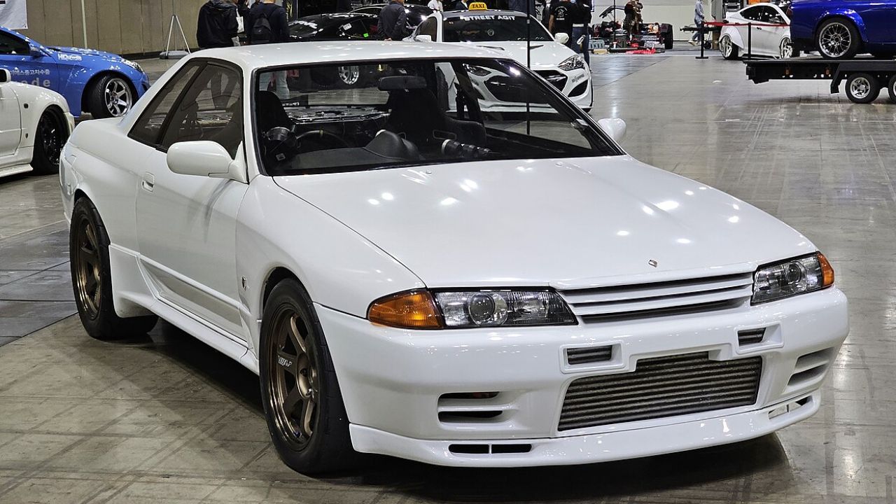 Nissan Skyline R32 GT-R
